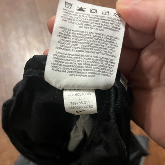 Nike Dri-FIT Women’s Black & Gray Athletic Running Shorts Size L - Picture 5 of 10